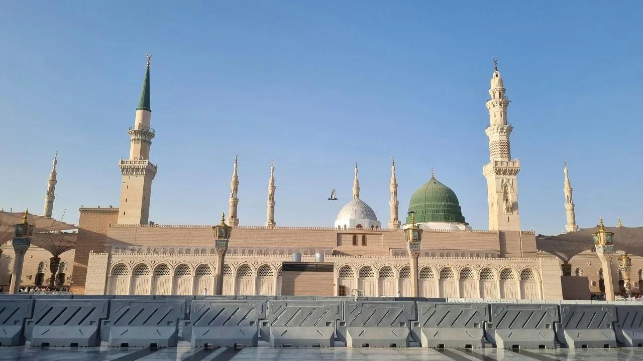 Your Ultimate Guide to Booking Umrah Trips from the West Coast